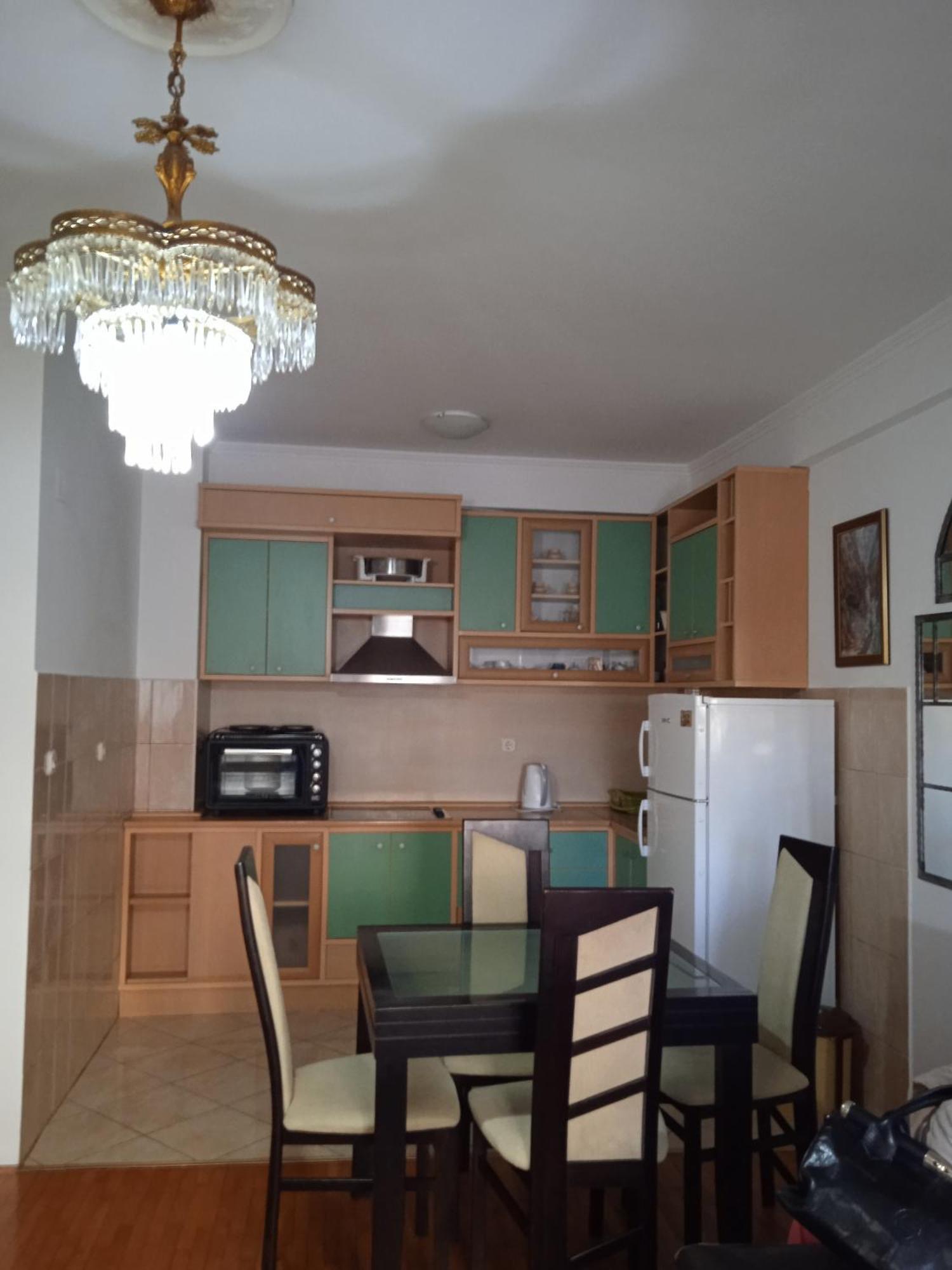 Nikolic - Centre *